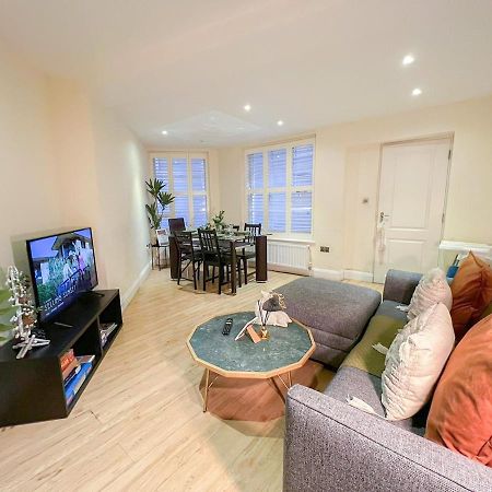 3 Bedroom Apartment With Private Terrace In Pimlico, Westminster, Victoria London Exterior photo